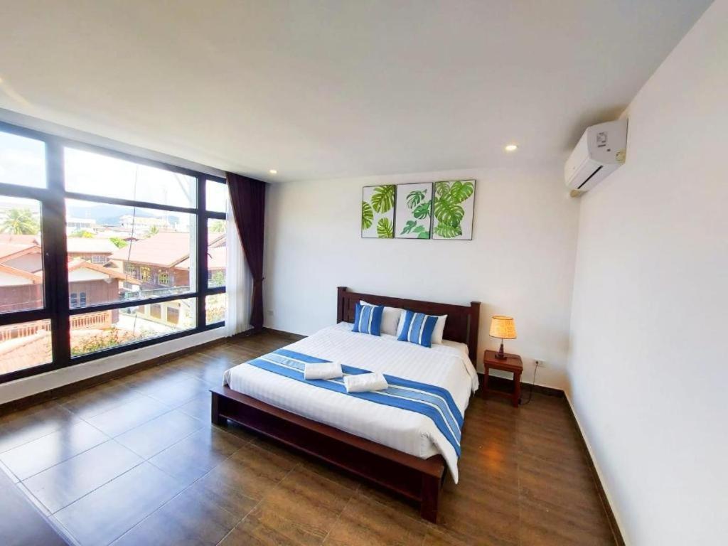 Vang Vieng Topview Hotel מראה חיצוני תמונה