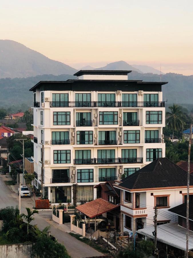 Vang Vieng Topview Hotel מראה חיצוני תמונה