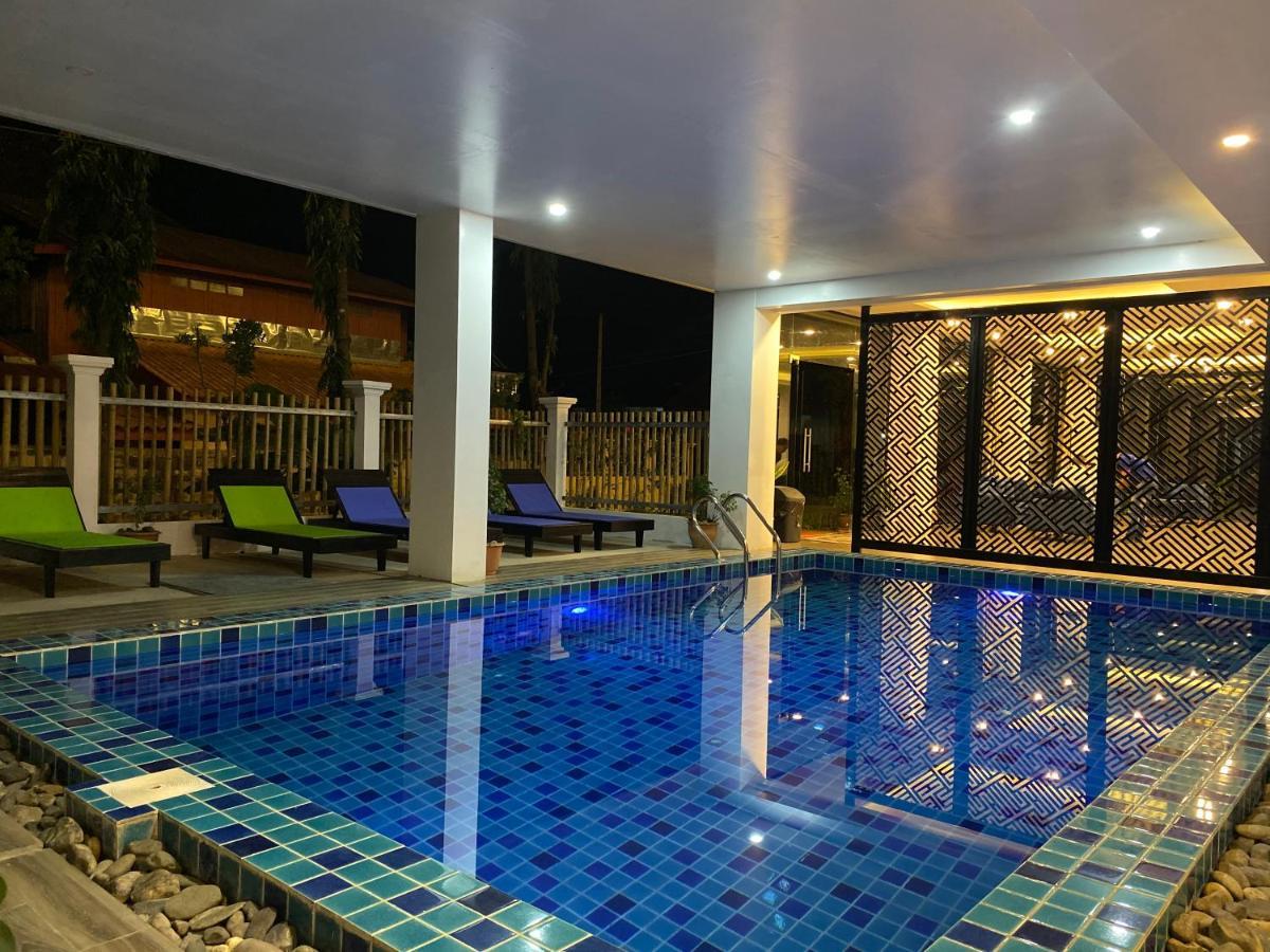 Vang Vieng Topview Hotel מראה חיצוני תמונה